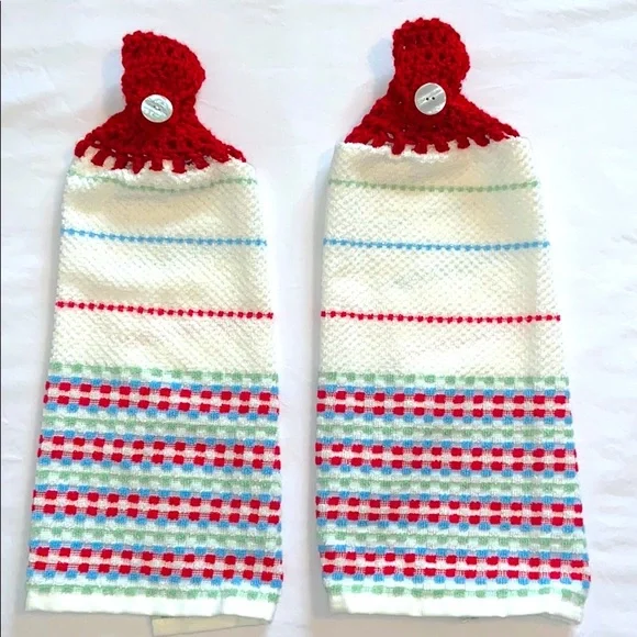 Hand Crafted Pioneer Woman Crochet Top Hanging Kitchen or Bathroom Hand Towels - Picture 1 of 3